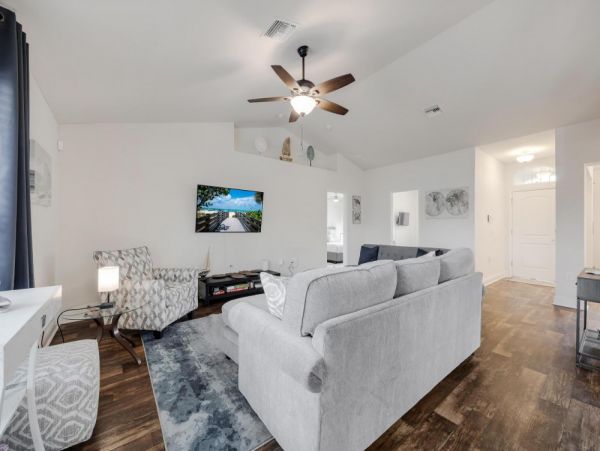 Cape Coral Home 1024286