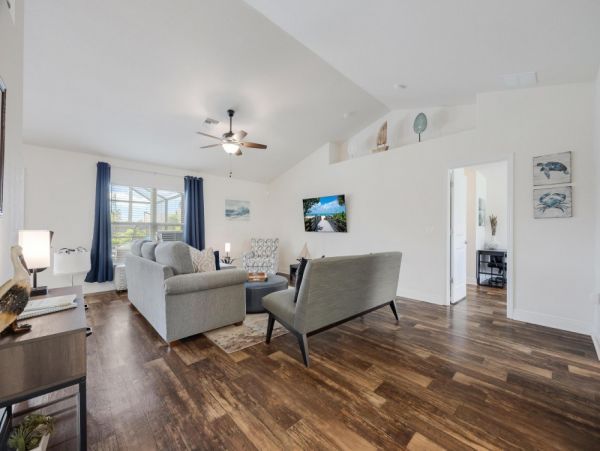 Cape Coral Home 1024286