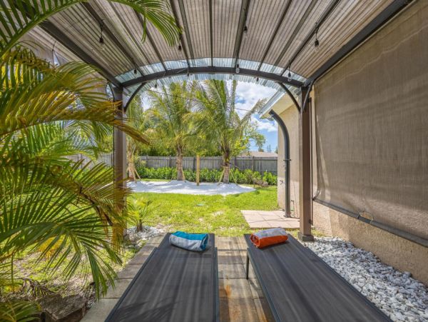 Cape Coral Home 1024286