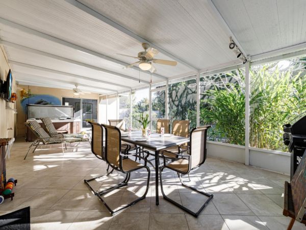 Cape Coral Home 1024288