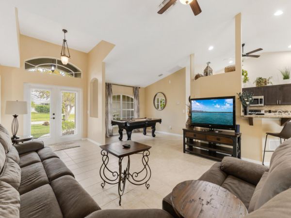 Cape Coral Home 1024289