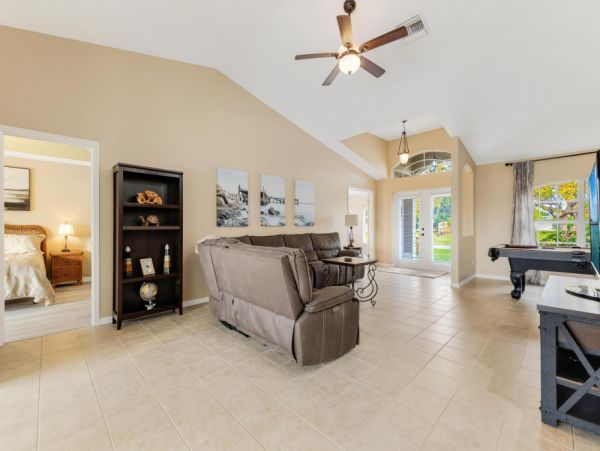 Cape Coral Home 1024289