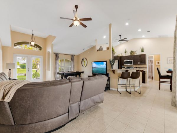 Cape Coral Home 1024289