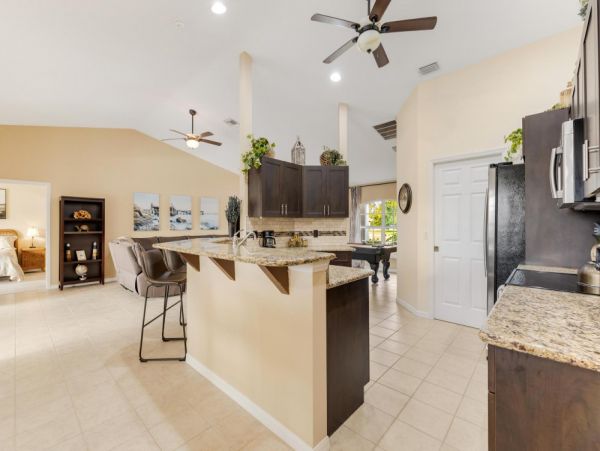 Cape Coral Home 1024289