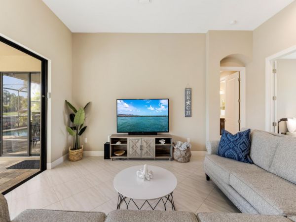 Cape Coral Home 1024290