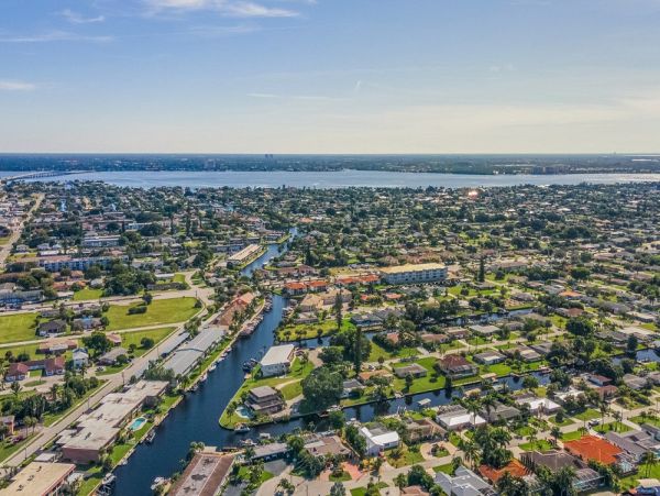 Cape Coral Home 1024292