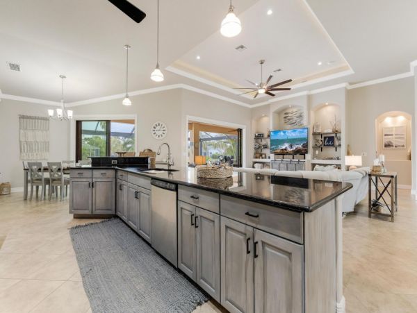 Cape Coral Home 1024294