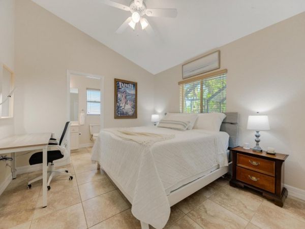 Cape Coral Home 1024296