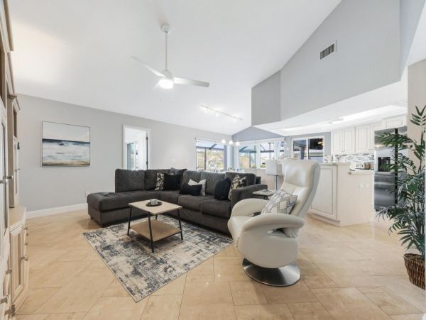 Cape Coral Home 1024297