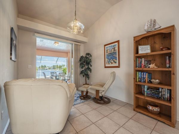 Cape Coral Home 1024309