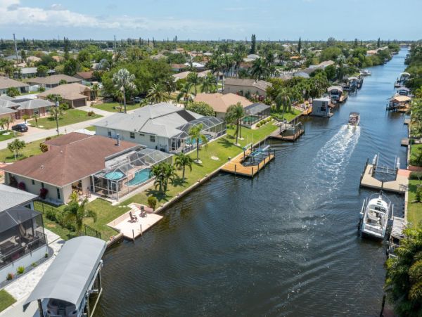 Cape Coral Home 1024310