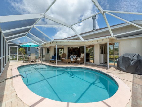 Cape Coral Home 1024310