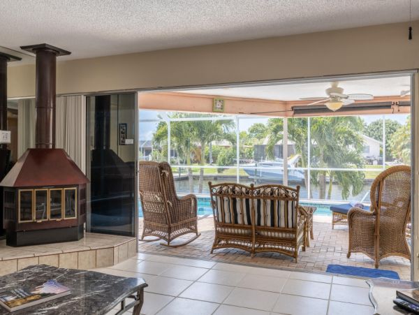 Cape Coral Home 1024310