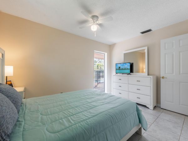 Cape Coral Home 1024310