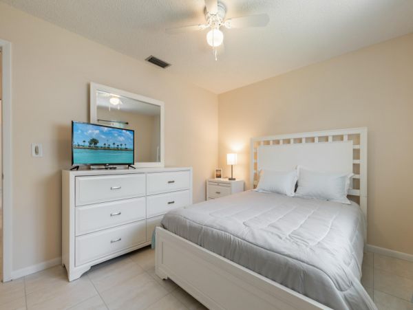 Cape Coral Home 1024310