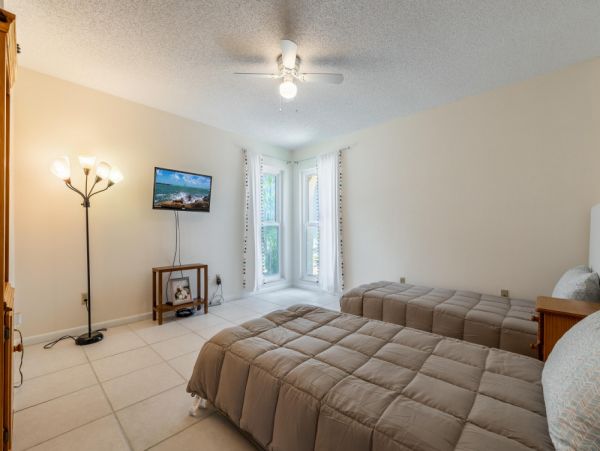 Cape Coral Home 1024310