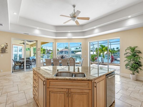 Cape Coral Home 1024312