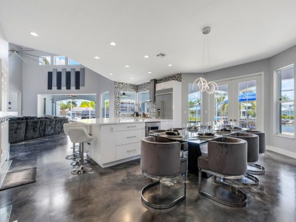 Cape Coral Home 1024313