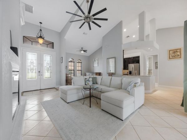 Cape Coral Four Bedroom Luxury Vacation Home