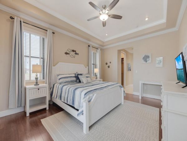 Cape Coral Four Bedroom Luxury Vacation Home