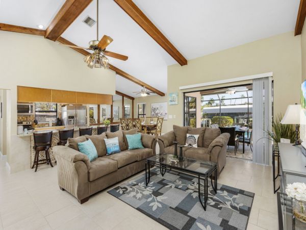 Cape Coral Home 1024315