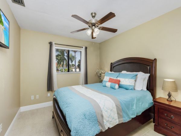 Cape Coral Home 1024315