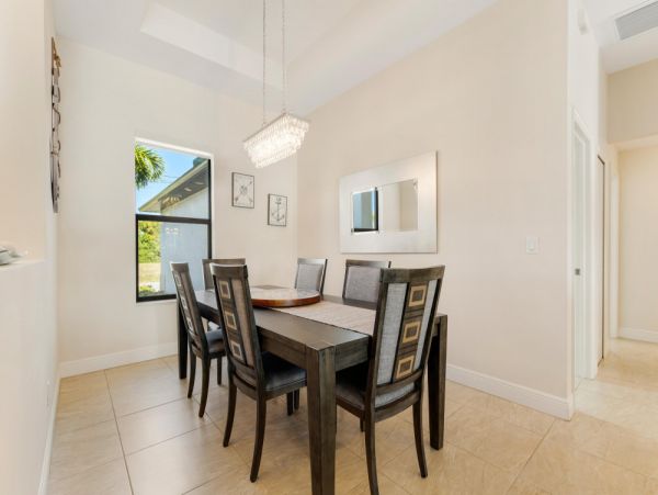 Cape Coral Home 1024316