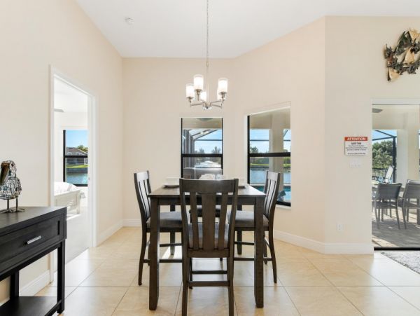 Cape Coral Home 1024316