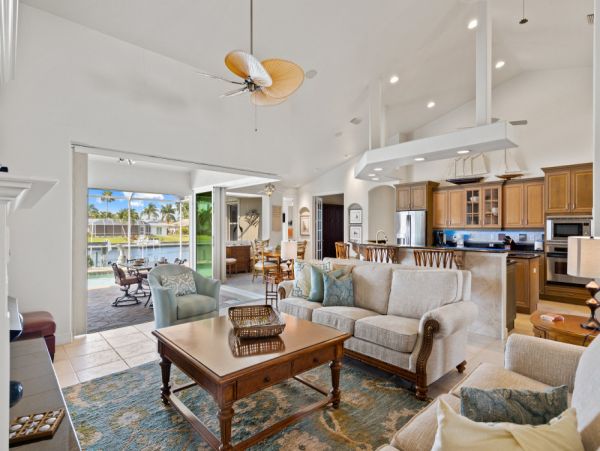Cape Coral Home 1024317