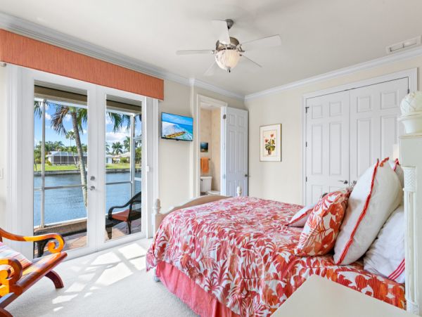 Cape Coral Home 1024317
