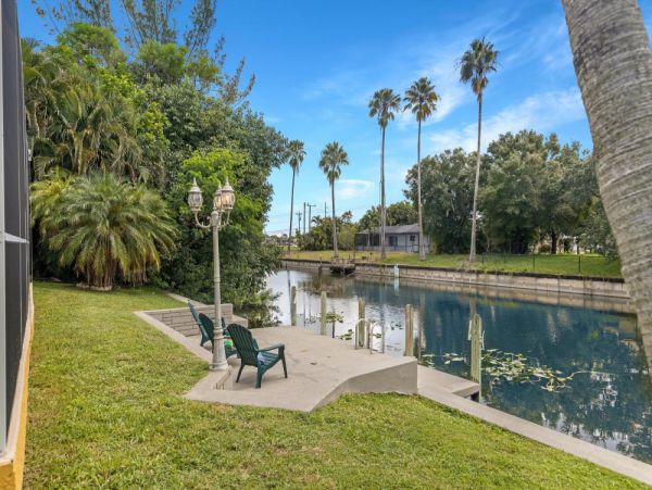 Cape Coral Home 1024318