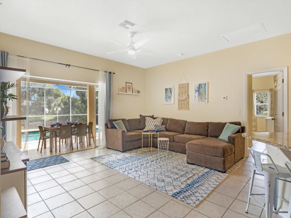 Cape Coral Home 1024318