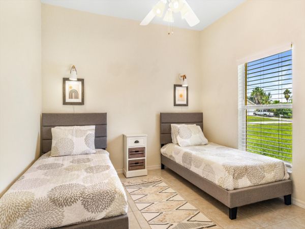 Cape Coral Home 1024318