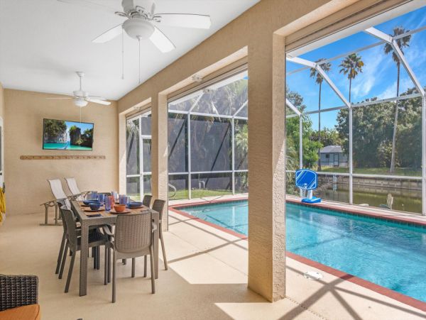 Cape Coral Home 1024318