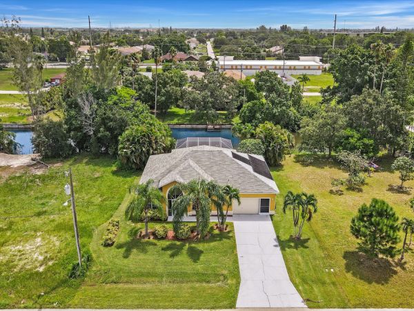 Cape Coral Home 1024318
