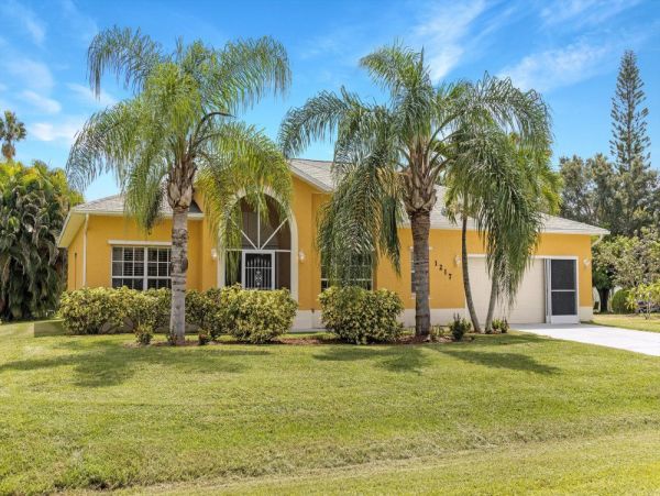 Cape Coral Home 1024318