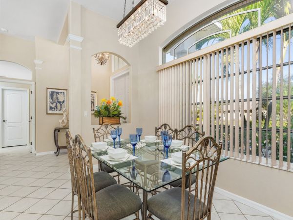 Cape Coral Home 1024320