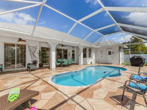 Cape Coral Home 1024320