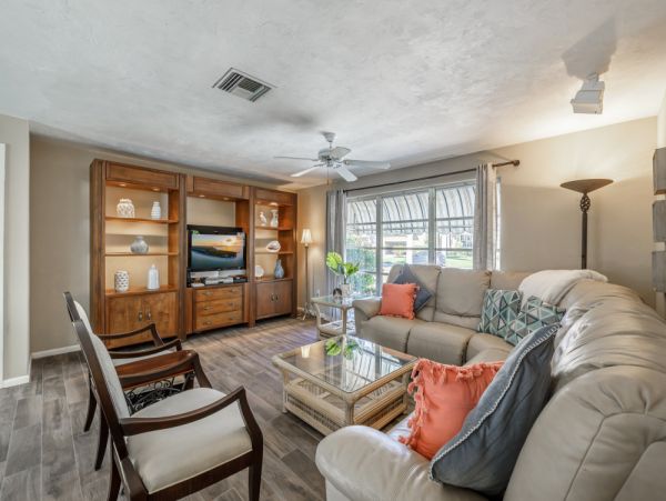Cape Coral Home 1024324