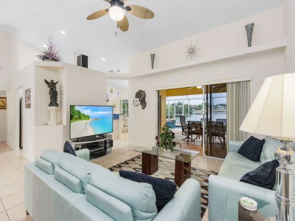 Cape Coral Home 1024325