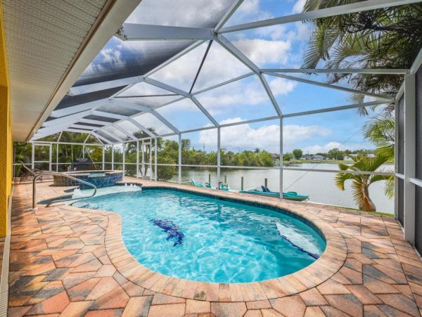Cape Coral Home 1024325