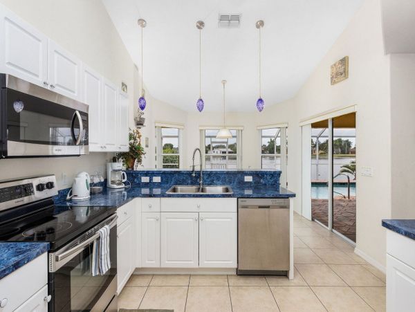 Cape Coral Home 1024325