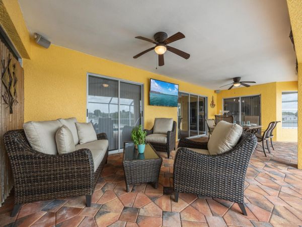 Cape Coral Home 1024325