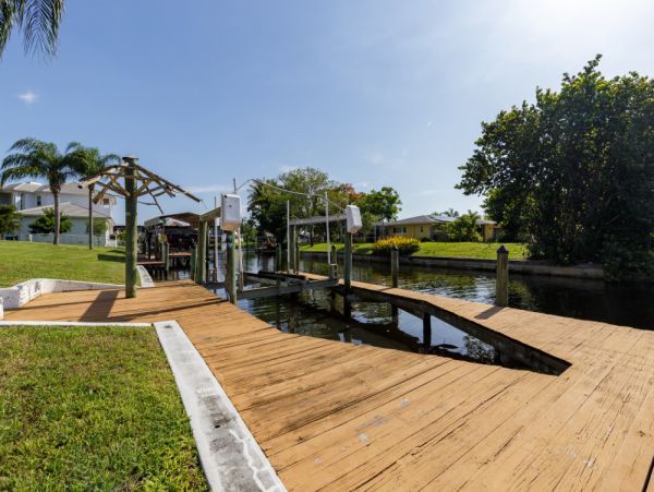 Cape Coral Home 1024327