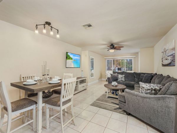 Cape Coral Home 1024328