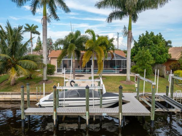 Cape Coral Home 1024328