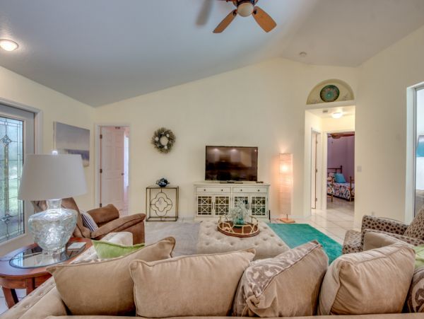 Cape Coral Home 1024330