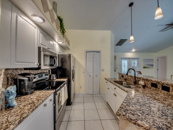 Cape Coral Home 1024330