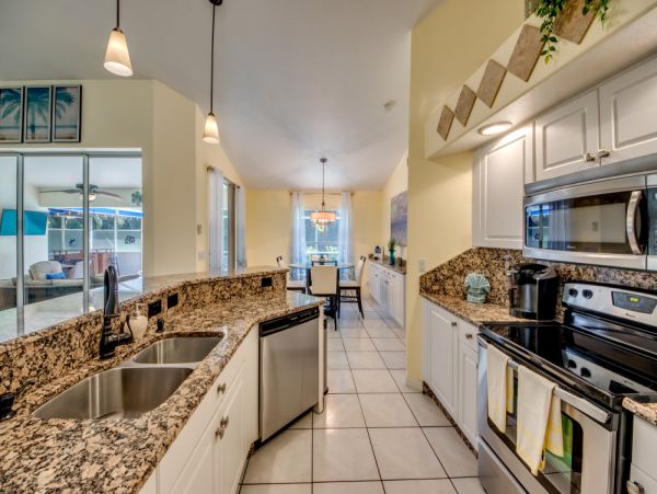 Cape Coral Home 1024330