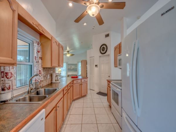 Cape Coral Home 1024331
